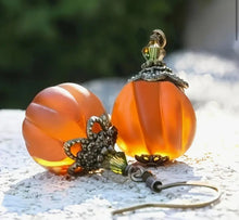 Load image into Gallery viewer, Fall/Halloween Earrings
